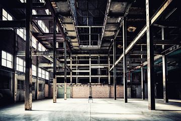 The chair in the abandoned factory hall by André Blom Fotografie Utrecht