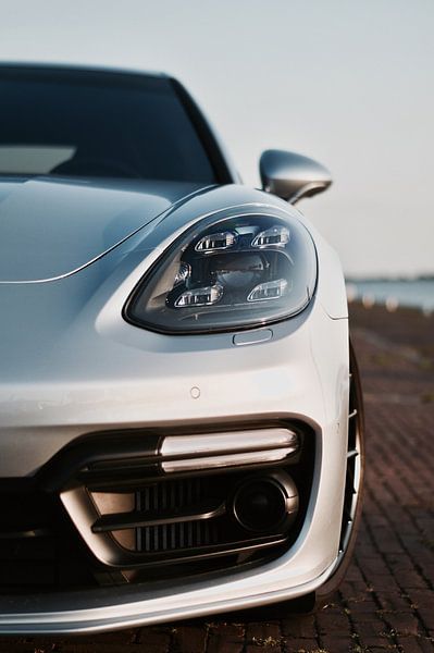 Porsche Panamera von Mike Landman