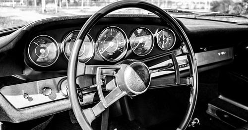 Tableau de bord et volant Porsche 912