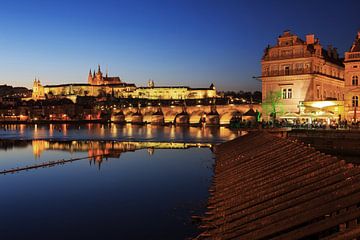 Praag - Vltava-rivier, Karelsbrug, oude stad en kasteel