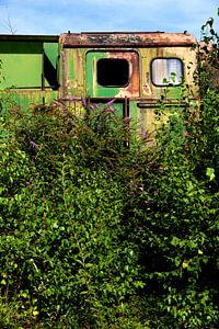 Ancienne cabine de train rouillée