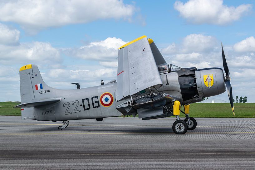 Douglas AD-4N SKYRAIDER par Luchtvaart / Aviation