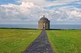 The Mussenden Temple, N. Ireland.  by Edward Boer