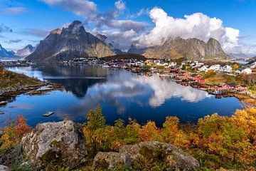 Autumn in Lofoten by Achim Thomae