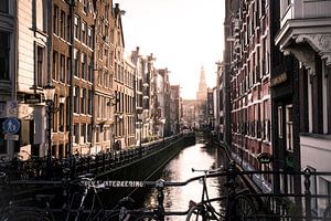 Oudezijds Kolk, canal à Amsterdam sur Hans Wijnveen