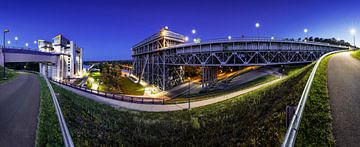 Schiffshebewerk Niederfinow - Panorama zur blauen Stunde