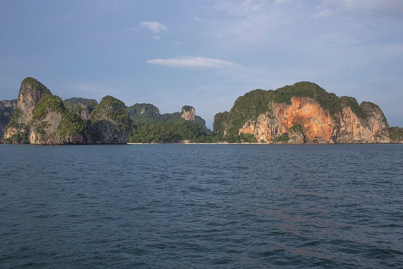 Rotsen in de zee van Thailand par Smithfotografie Joey