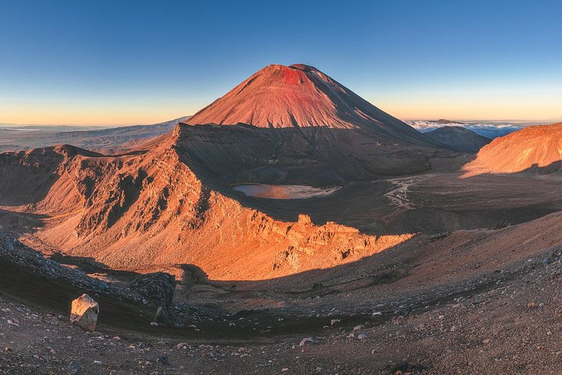 Alpenoversteek Nieuw-Zeeland Mount Ngauruhoe van Jean Claude Castor