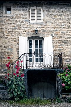 Rustic French house with balcony and French doors by Fika Fotografie
