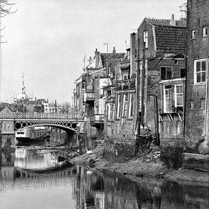 Dordrecht Voorstraathaven (Nieuwbrug) van Dordrecht van Vroeger