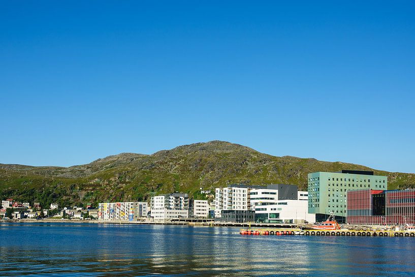 View to the city Hammerfest in Norway par Rico Ködder