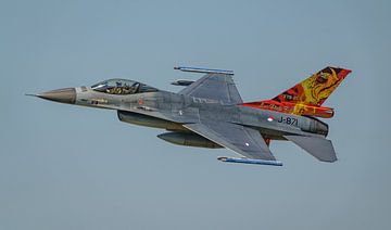 Friese draak op de staart van KLu F-16 J-871.