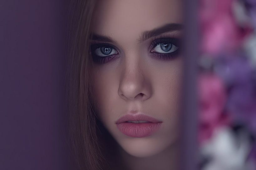 portrait woman looks at camera by Egon Zitter