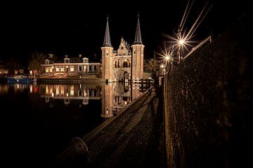 Quay and watergate at the gully in Sneek by Fotografiecor .nl