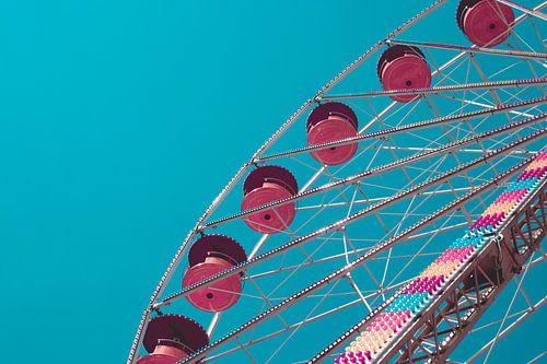 Riesenrad in Rosa  von Patricia Hofmeester