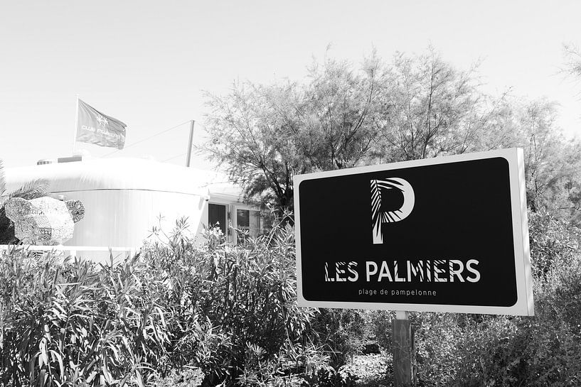 Les Palmiers Pampelonne Saint-Tropez by Tom Vandenhende