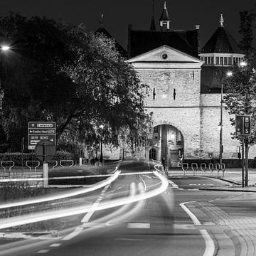 Ezelpoort - Bruges, by night by FRE.PIC