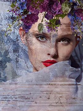 Bloemen Meisje | Een portret van een vrouw met rode lippen van Wil Vervenne