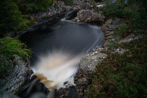 Black water trail by Stefan Havadi-Nagy