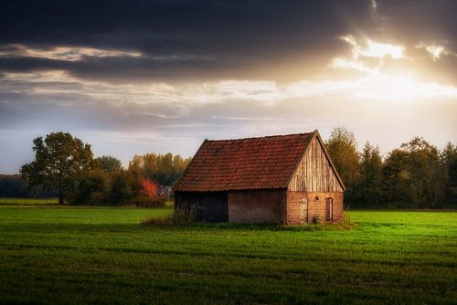 Colour image of an old barn in Gorssel.