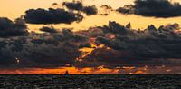 Een stormachtige avond boven het IJsselmeer van Damien Franscoise thumbnail