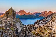 Magisch panorama met de berg Segla in Noorwegen van Karla Leeftink thumbnail