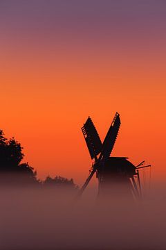 Sunrise at the Langelandster in Garmerwolde by Henk Meijer Photography