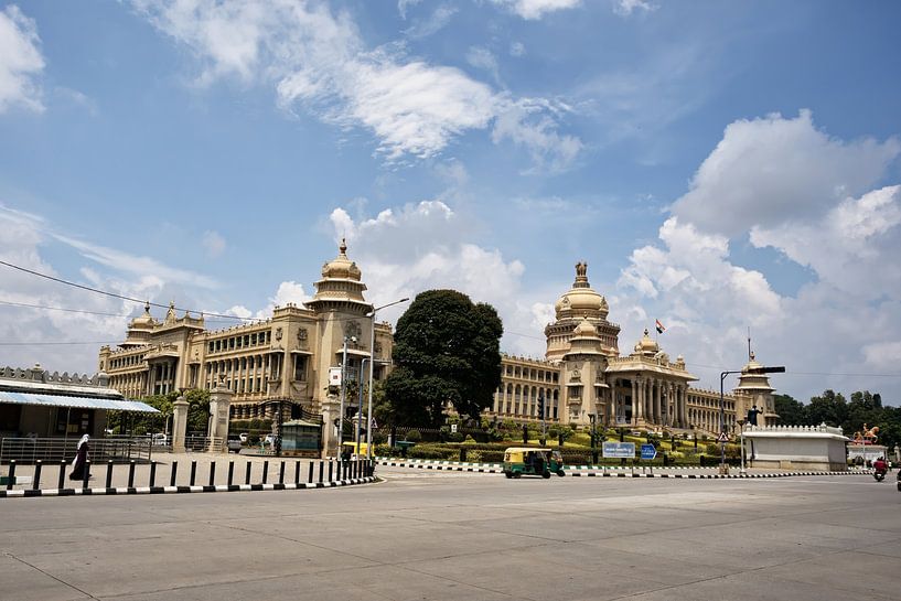 Vidhana Soudha under the Bangalore sun by Frank Photos
