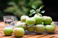 Äpfel in einer Obstschale von Annemieke Glutenvrij Miniaturansicht
