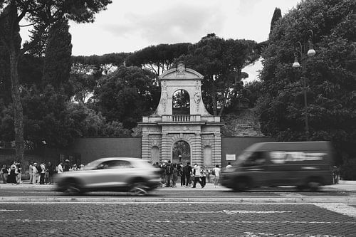 Ancienne porte à Rome