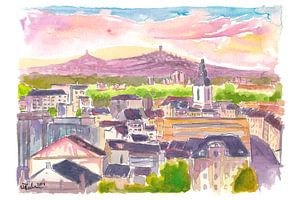 Gießen Hessen Deutschland mit Sonnenuntergang über Stadt und Hügeln