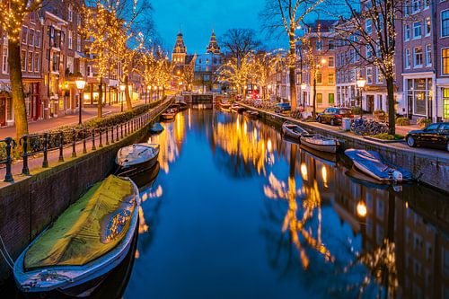 Grachten von Amsterdam bei Nacht