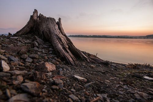Morning hour at the Pöhl dam by Sergej Nickel