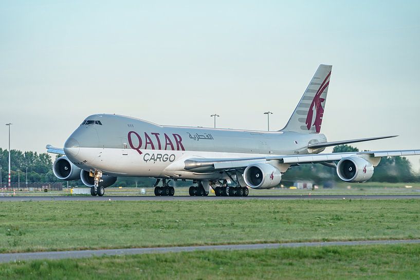Take-off Boeing 747-8 Cargo from Qater Airways. by Jaap van den Berg