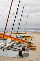 Catamarans in Kleur in Noordwijk. 1