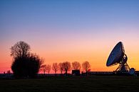 Zonsondergang bij het grote oor in Burum, Friesland van Evert Jan Luchies thumbnail