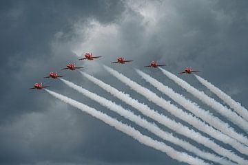 Die Red Arrows 2022 der Royal Air Force. von Jaap van den Berg