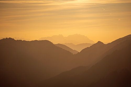 Zonsondergang over de Säntis en zijn silhouet