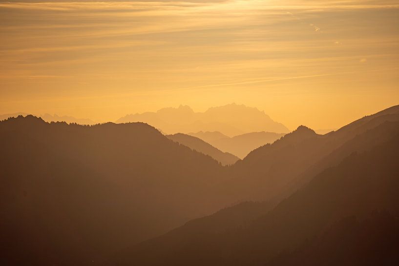 Sunset over the Säntis and its silhouette by Leo Schindzielorz