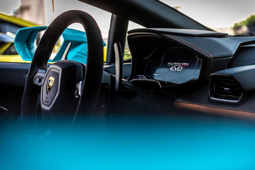 Huracan Evo Interior by Bas Fransen
