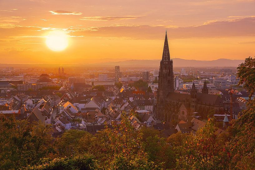 Sonnenuntergang in Freiburg von Patrick Lohmüller