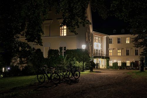 Kasteel Lübbenau in de avond