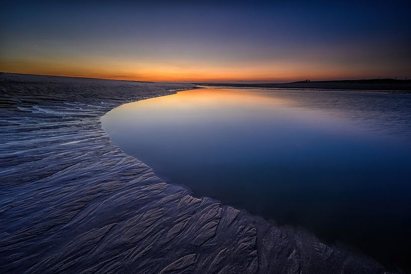 Sunset Maasvlakte Beach by Leon Okkenburg