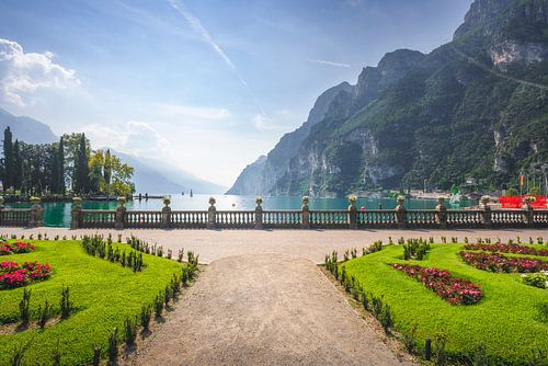Tuinen aan het Gardameer. Riva del Garda, Italië