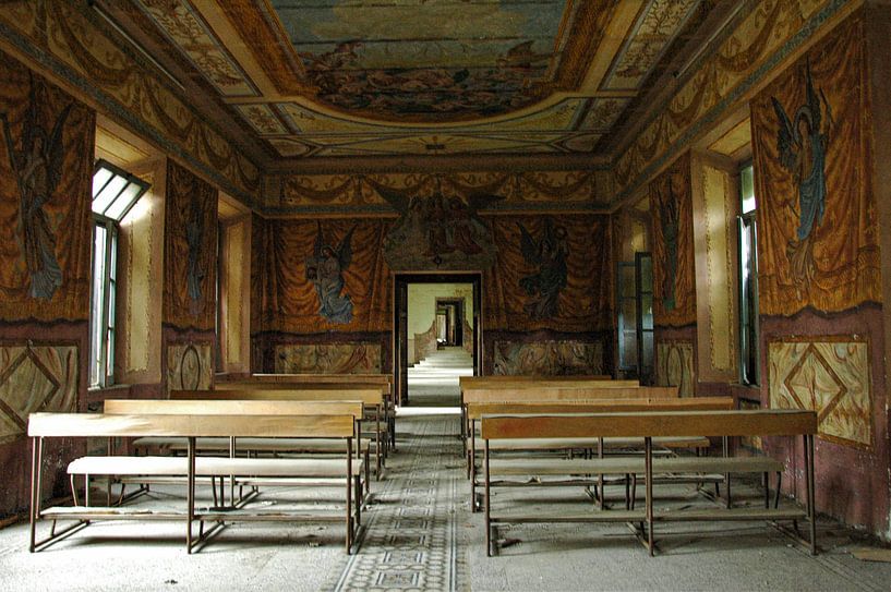 Church in abandoned monastery/abbey. by Heleen Sloots