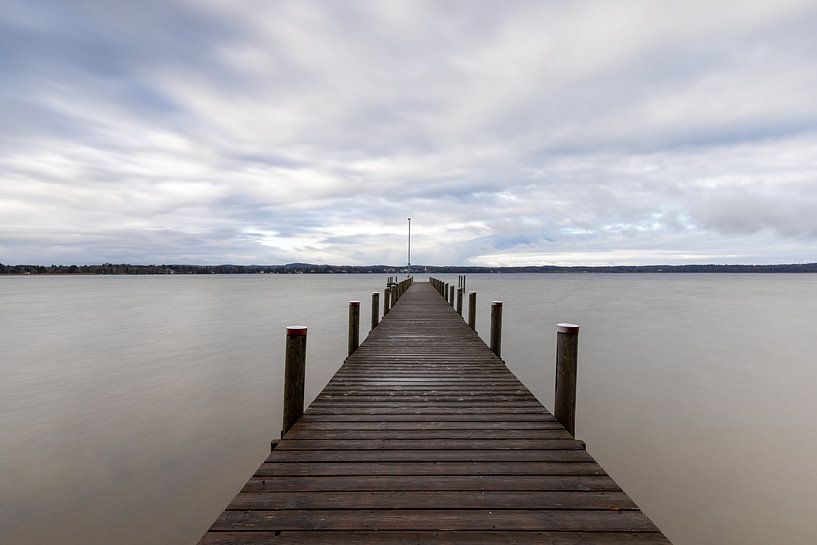 Een mooie steiger aan het Starnbergmeer van Teresa Bauer