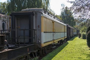 old trains at trainstation hombourg by ChrisWillemsen