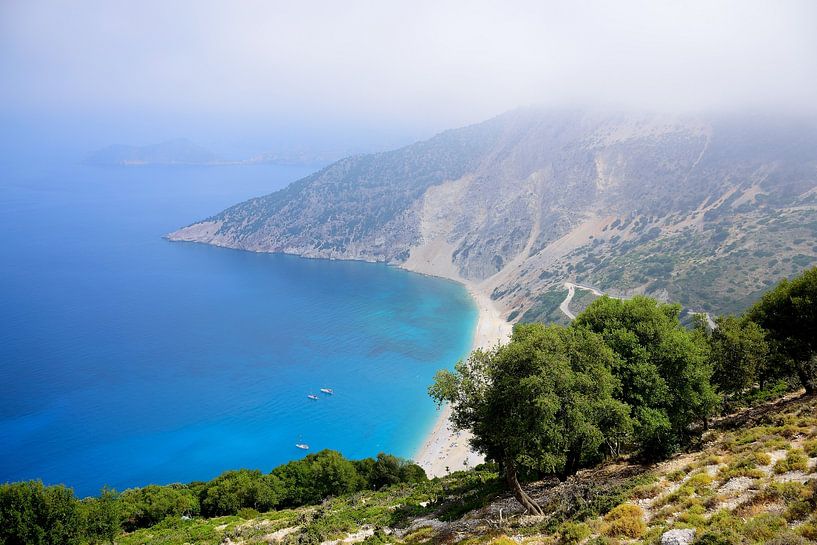 Naar Myrtos Beach van Frank's Awesome Travels