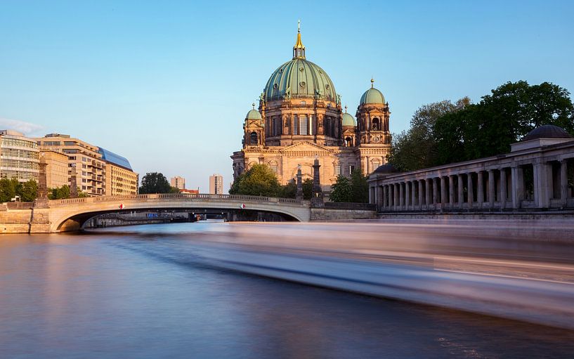 Berlin by Hello Pompoyo