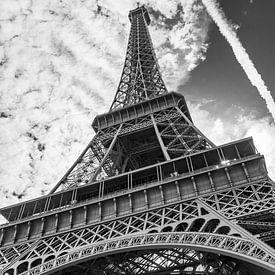 Eiffel tower by Dennis Carette